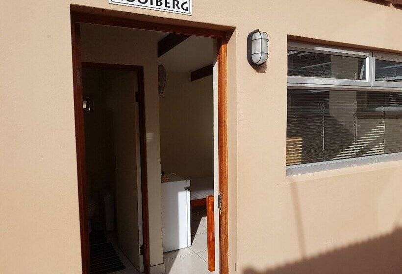 فندق صغير Amakaya Backpackers Travelers Accommodation