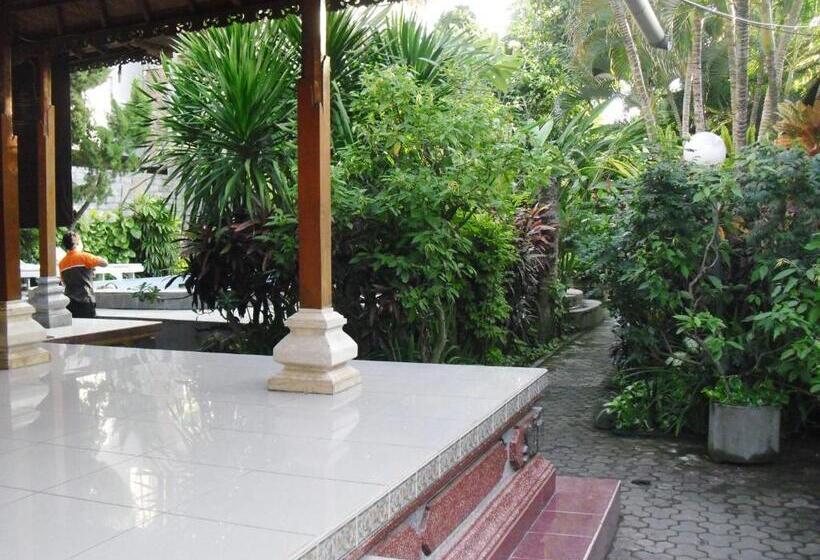 تختخواب و صبحانه Adus Beach Inn