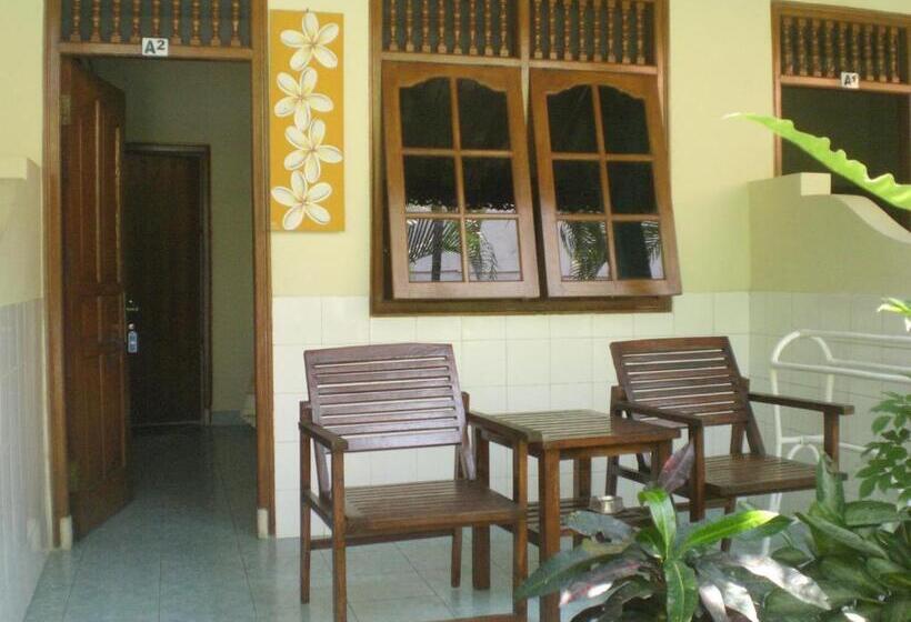 צימר Adus Beach Inn