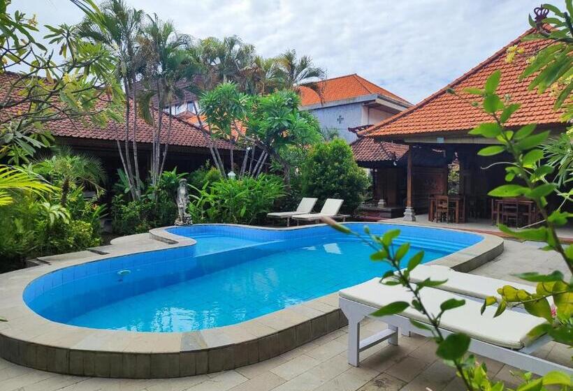 تختخواب و صبحانه Adus Beach Inn