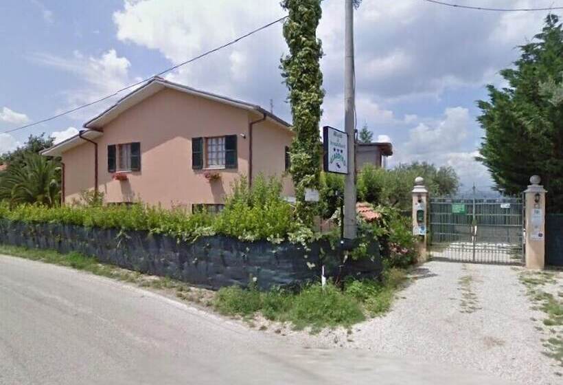 مبيت وإفطار Bed&breakfast Giardino Agritourist