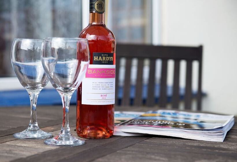 住宿加早餐 Blue Waters Lodge