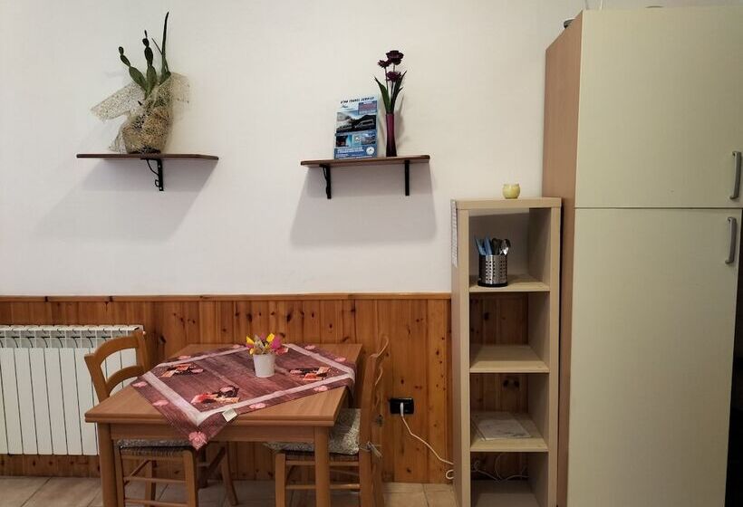 ベッドアンドブレックファースト Da Rosa