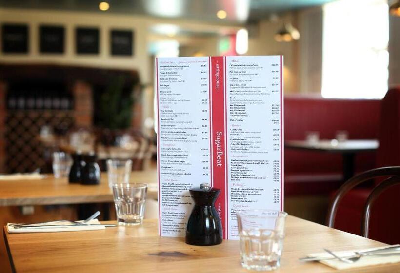 مبيت وإفطار Sugarbeat Eating House