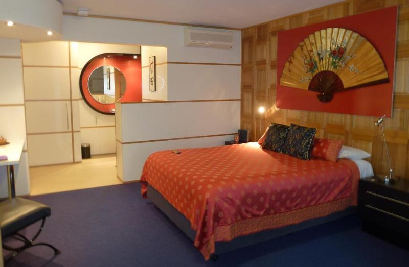 تختخواب و صبحانه The Retreat At Froog Moore Park