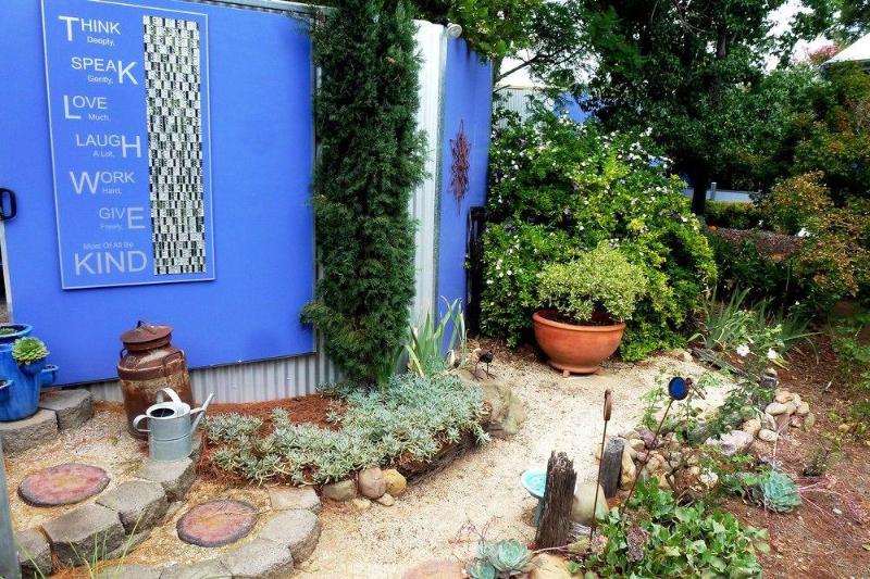 تختخواب و صبحانه The Retreat At Froog Moore Park