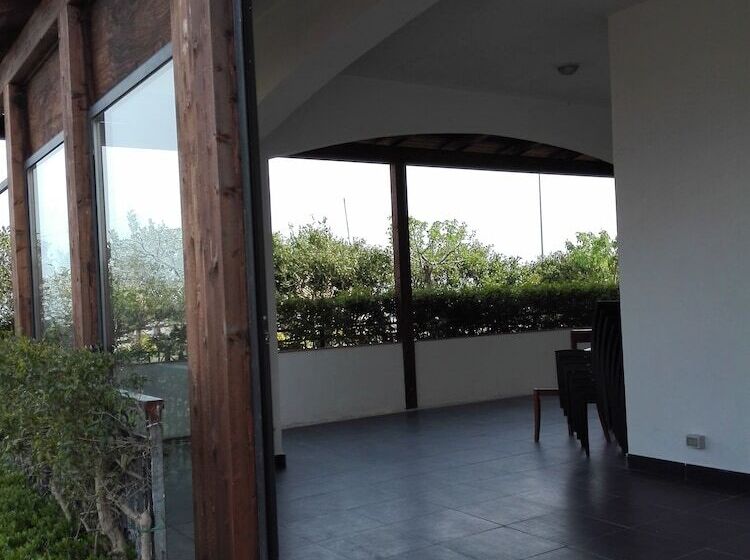 Bed and Breakfast Villa Rosa