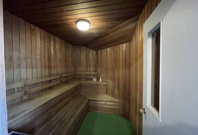Bentleys Motor Inn