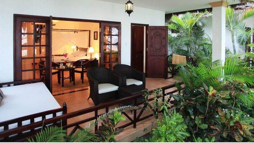 Cham Villas Boutique Luxury Resort