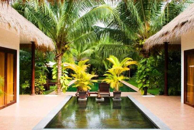 Cham Villas Boutique Luxury Resort