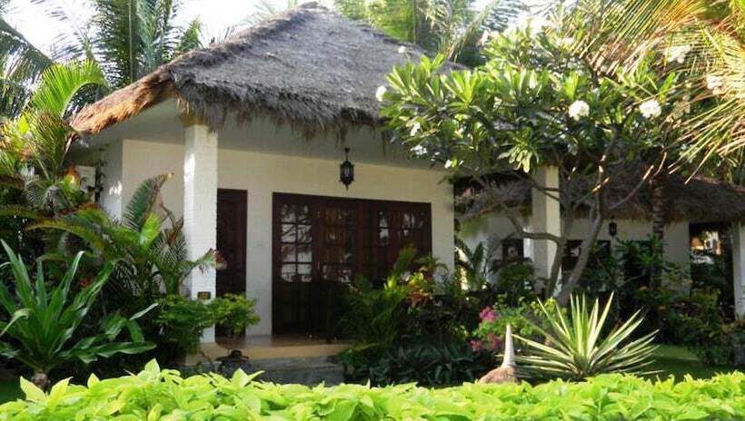 Cham Villas Boutique Luxury Resort