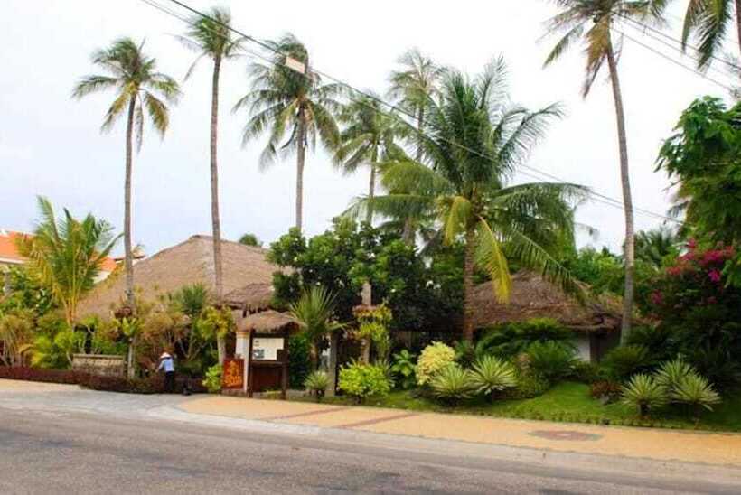 Cham Villas Boutique Luxury Resort