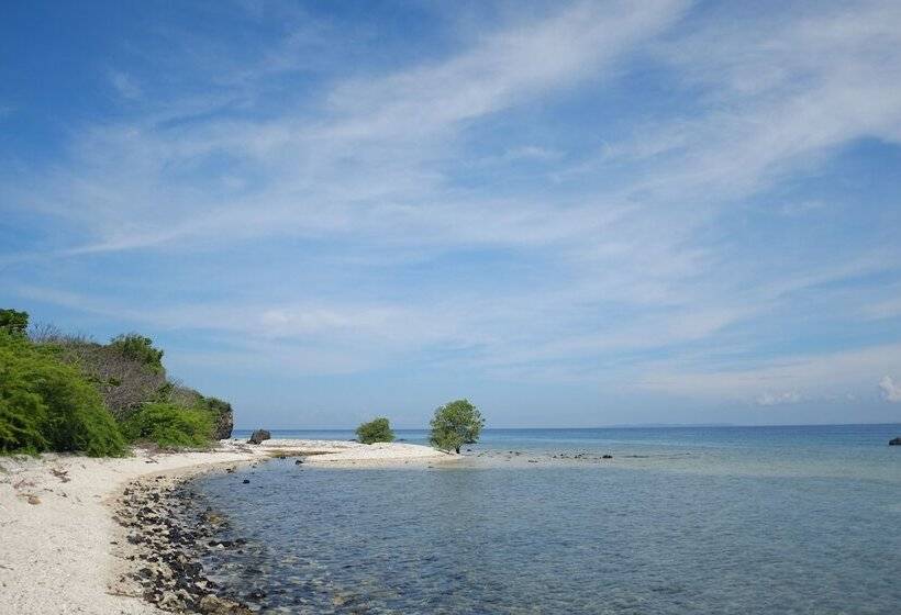 Eagle Point Beach And Dive Resort