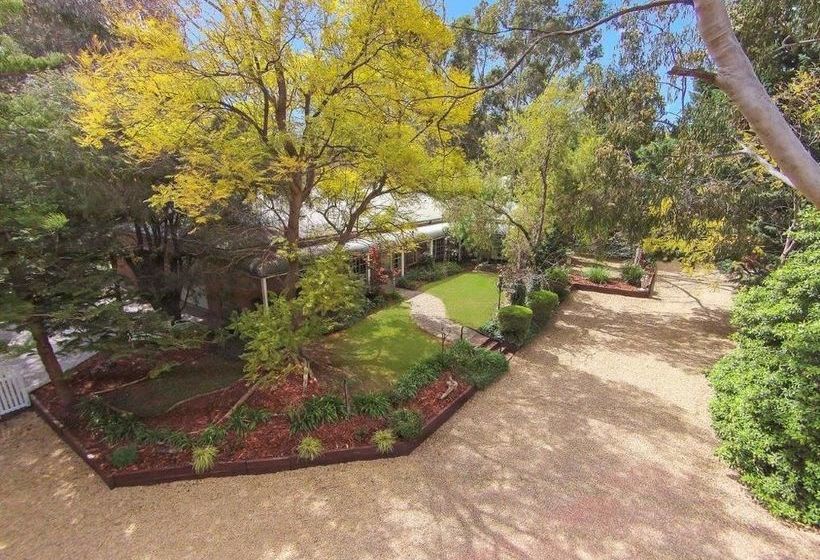 Elizas On The Murray