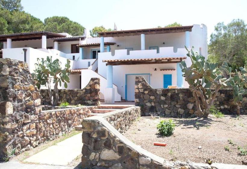 Holiday Eolie Village