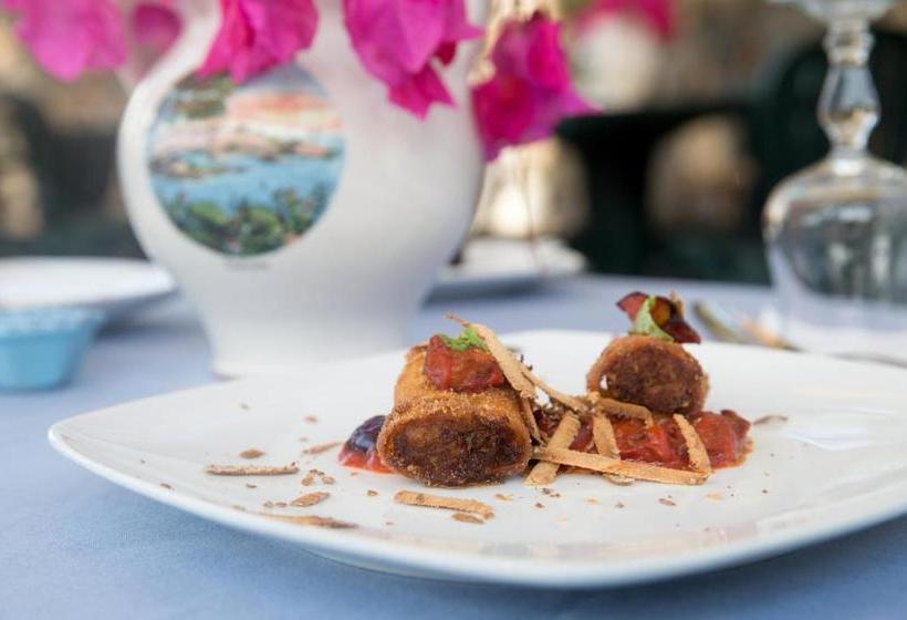 Holiday Eolie Village