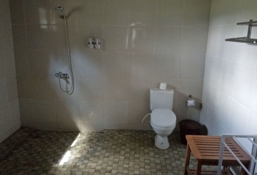 בית מלון כפרי Atres Villa