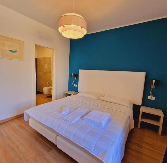 Отель Butterfly Accommodation