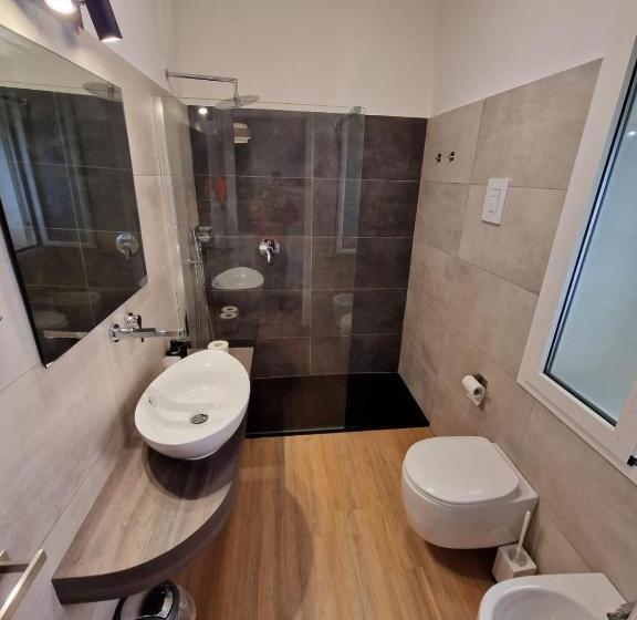 Отель Butterfly Accommodation