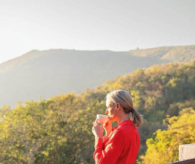 호텔 Chestnut Country Lodge