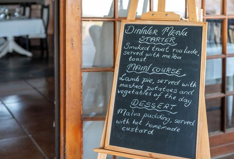 호텔 Chestnut Country Lodge