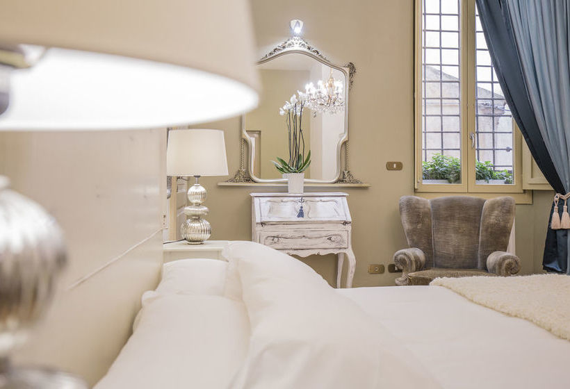 هتل Corte Realdi Boutique Rooms Verona