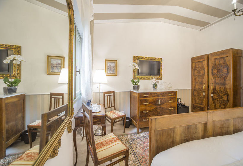 هتل Corte Realdi Boutique Rooms Verona