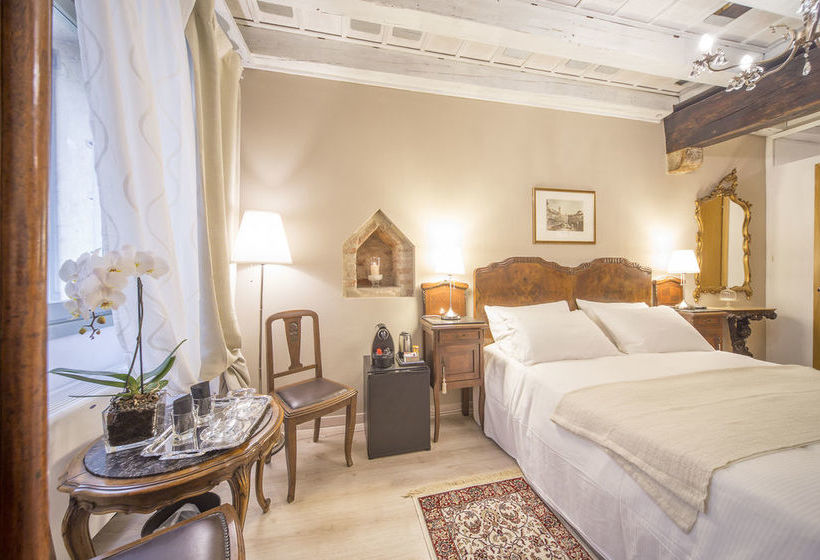 هتل Corte Realdi Boutique Rooms Verona