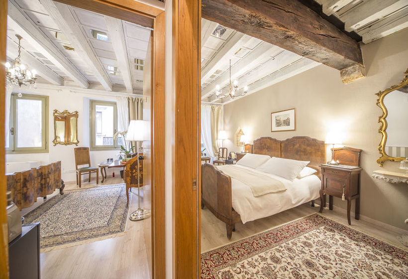 هتل Corte Realdi Boutique Rooms Verona