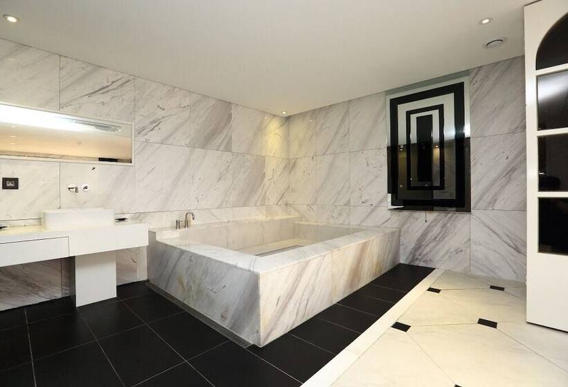 Отель Jeju Cullinan