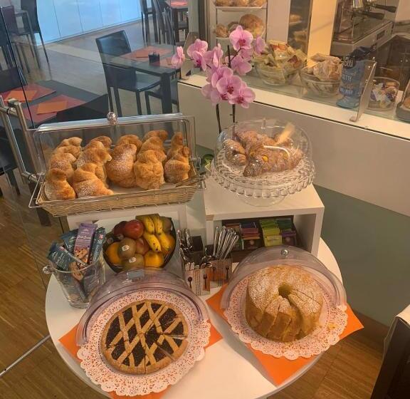 Отель Del Conte