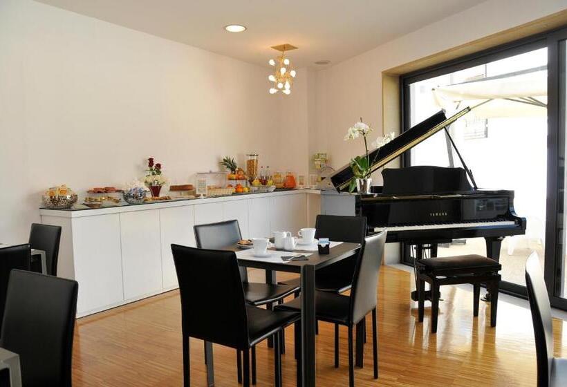 Отель Del Conte