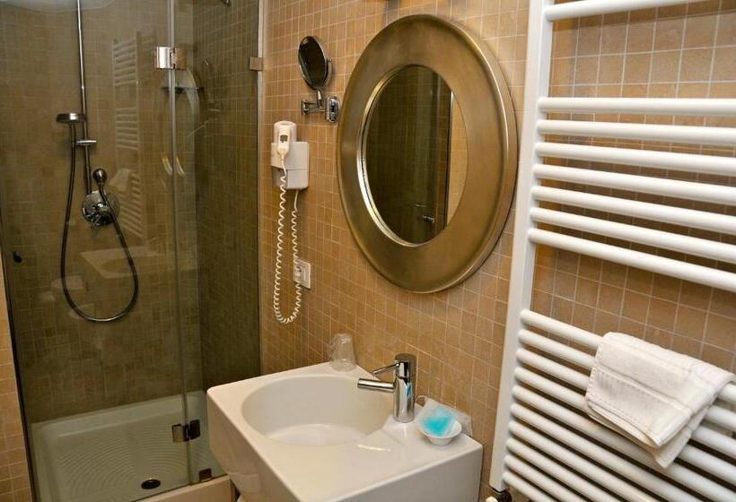 Отель Del Conte