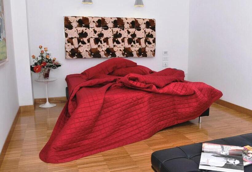 Отель Del Conte