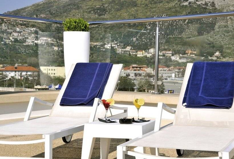 Отель Del Conte