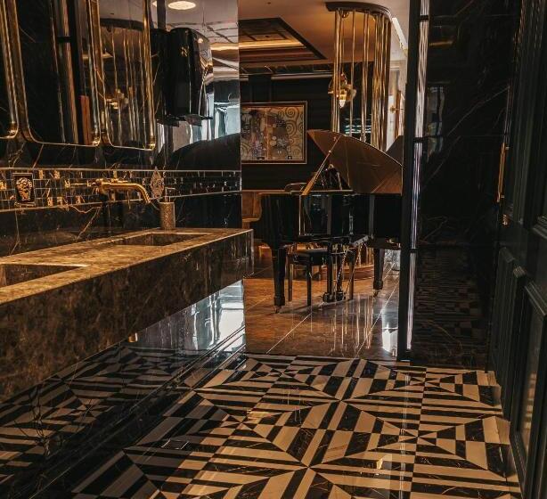 هتل Diamond Suites By Reykjavik Keflavik Airport