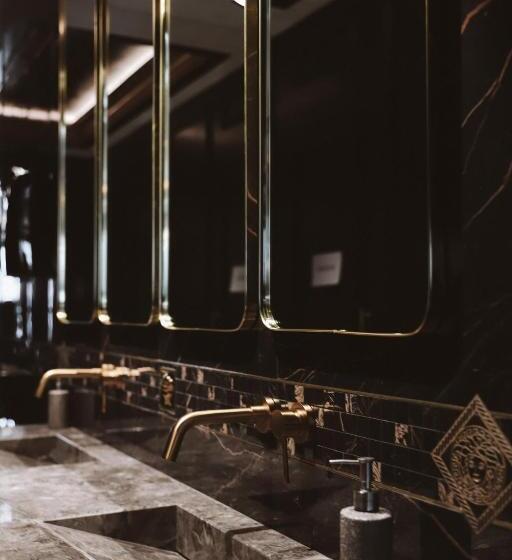 هتل Diamond Suites By Reykjavik Keflavik Airport