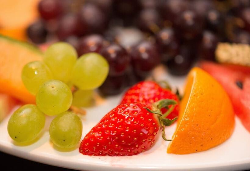 هتل Diamond Suites By Reykjavik Keflavik Airport