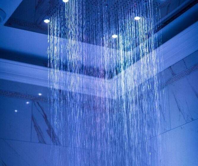 هتل Diamond Suites By Reykjavik Keflavik Airport