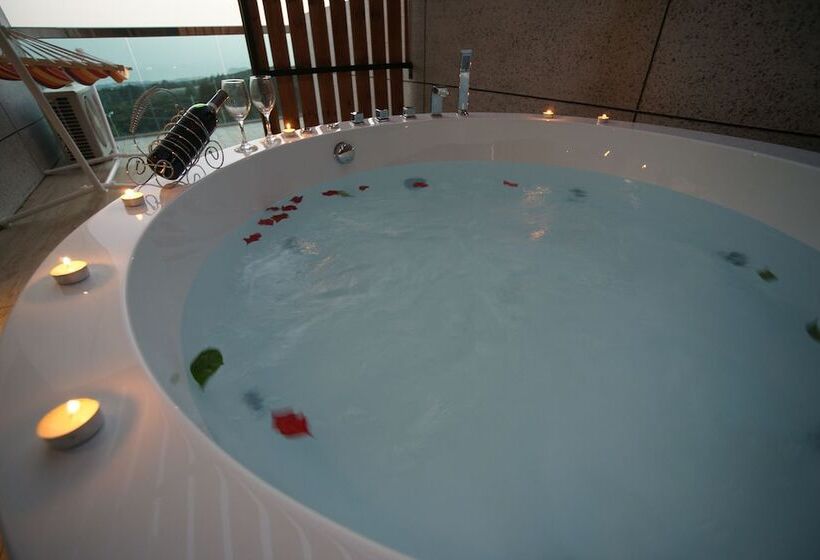 فندق Donnaekohill Resort