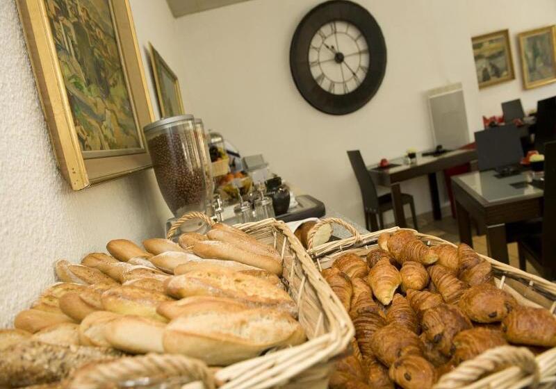 ホテル Enzo Hôtels Diane   Logis Amnéville