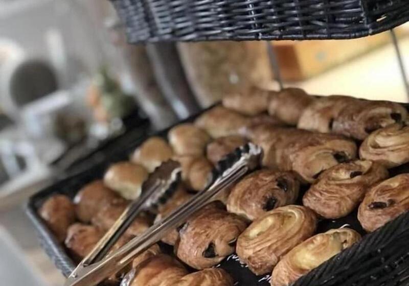 ホテル Enzo Hôtels Diane   Logis Amnéville