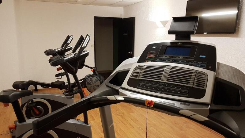 ホテル Enzo Hôtels Diane   Logis Amnéville