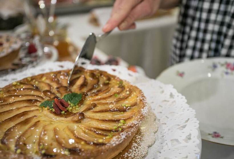 בית מלון כפרי Henry's House