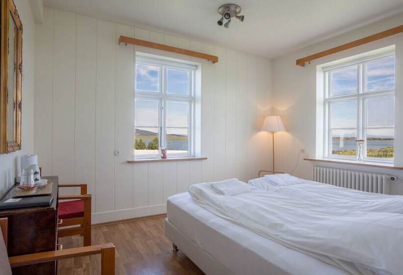 هتل Heradsskolinn Historic Guesthouse