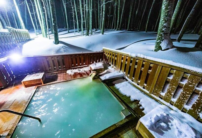 호텔 Kyukamura Nyutoonsenkyo