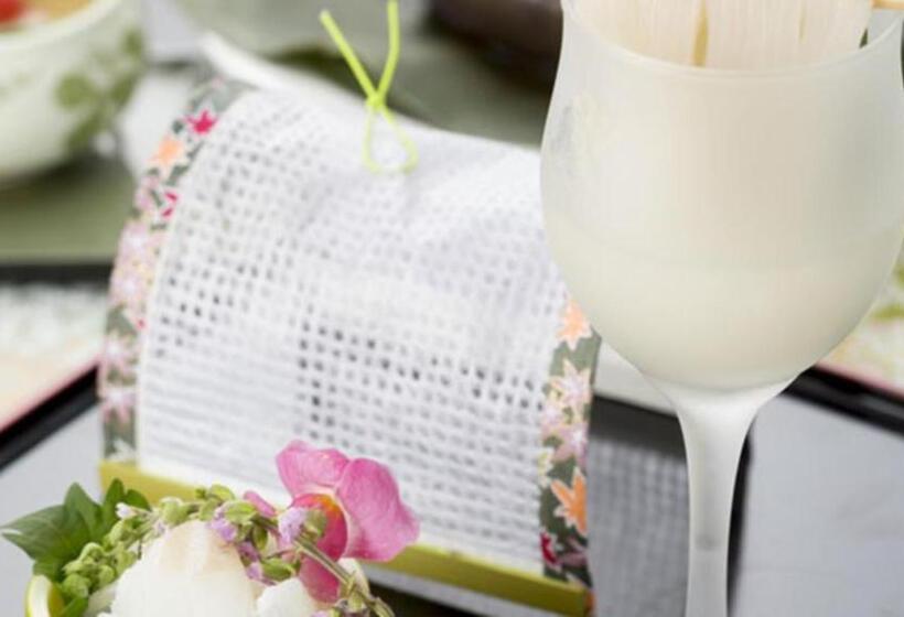 호텔 Kyukamura Nyutoonsenkyo