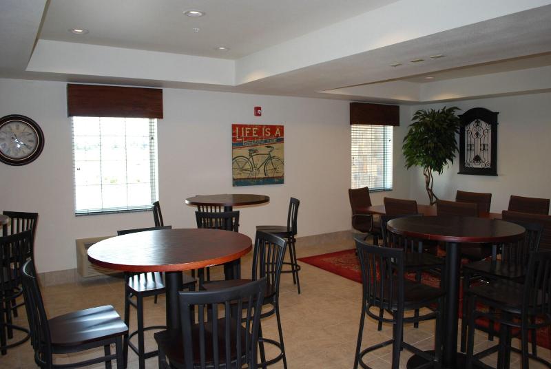 호텔 Landmark Suites  Williston