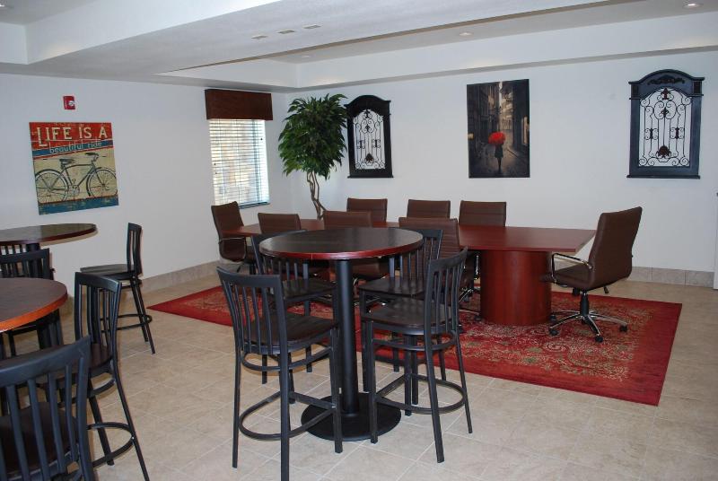 호텔 Landmark Suites  Williston