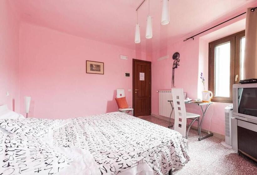 هتل Maison Dei Miracoli